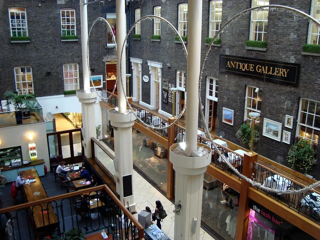Metrostays - Stephen'S Green 7-1 Δουβλίνο